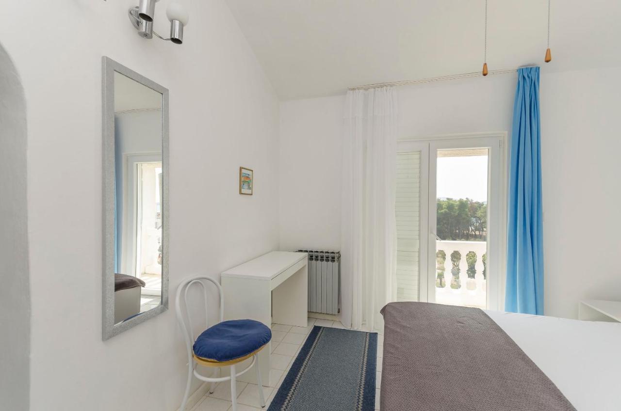 Apartments And Rooms On The Beach Vodice Exterior photo